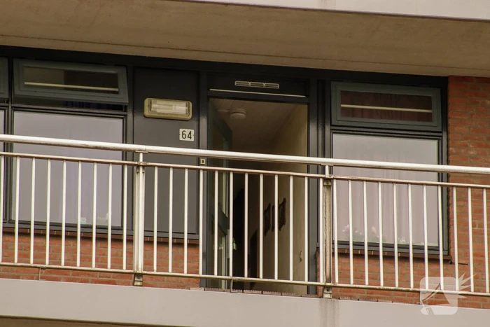 Drooggekookt pannetje op het vuur zet huis vol rook