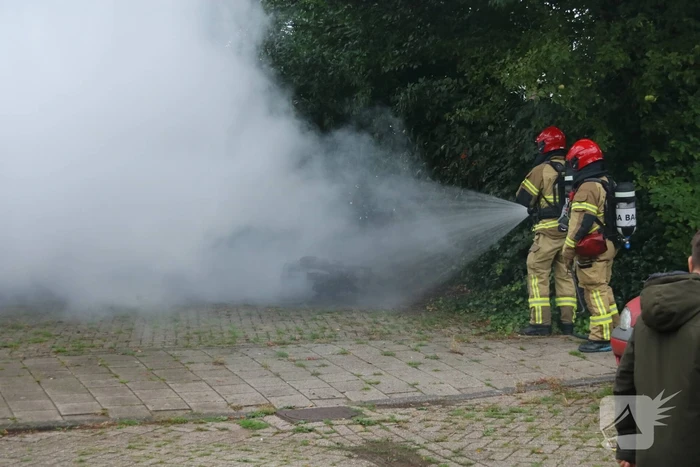 Scooter volledig uitgebrand