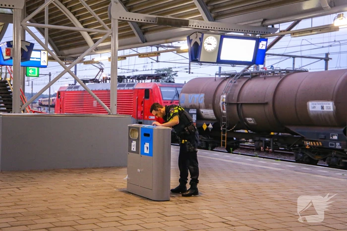 Treinverkeer plat na dreiging met explosief op NS-station