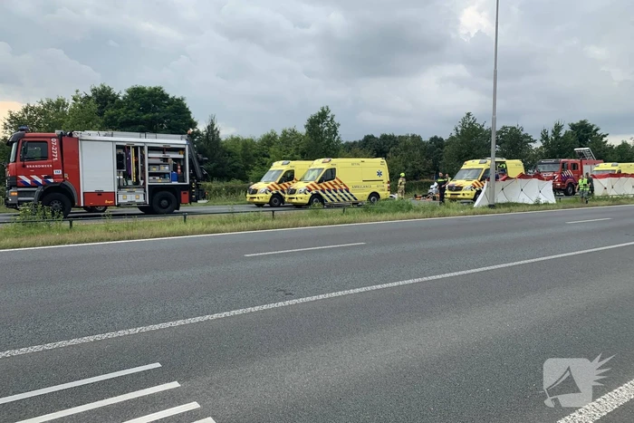 Flinke schade aan personenauto's door botsing