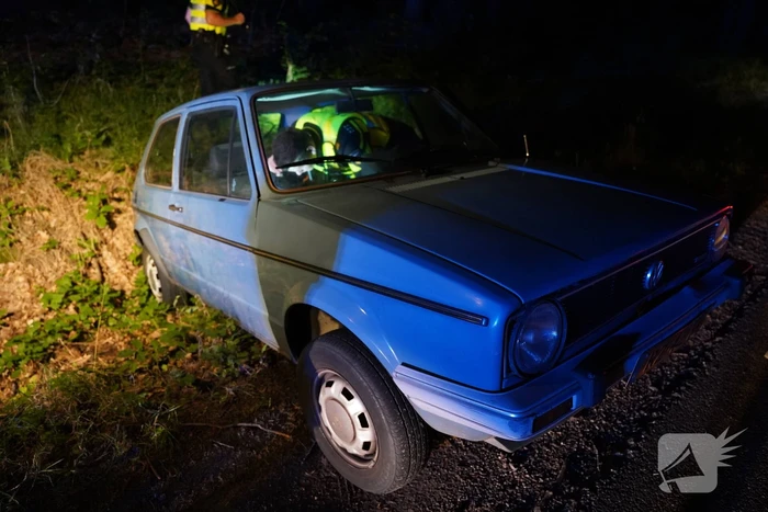 Dronken bestuurder raakt van de weg