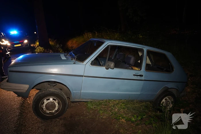 Dronken bestuurder raakt van de weg