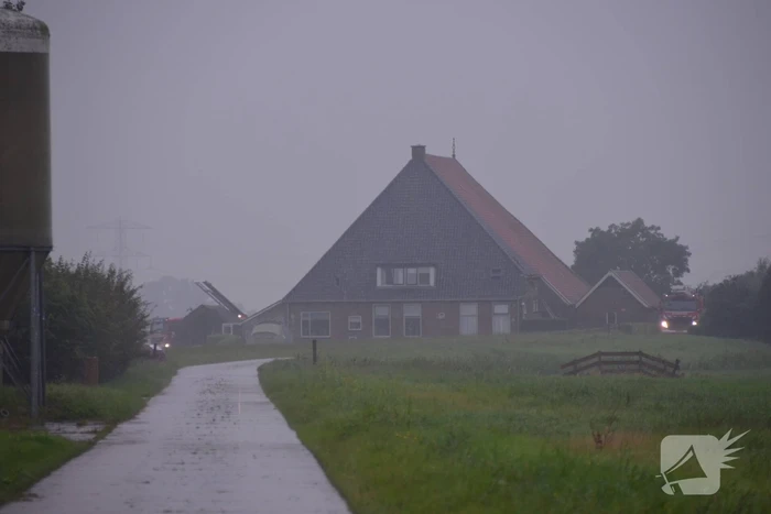Grote brand in boerderij stal