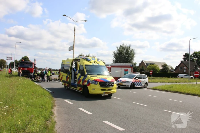 Persoon met scootmobiel zwaargewond bij botsing met vrachtwagen
