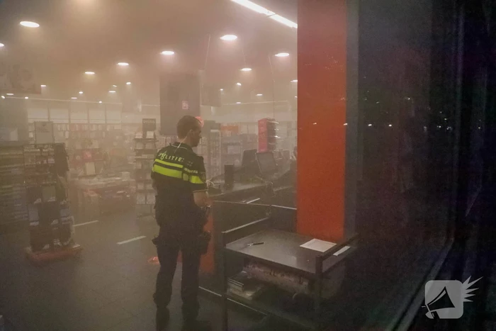 Sigarettendieven slaan hun slag bij Bruna Emiclaer