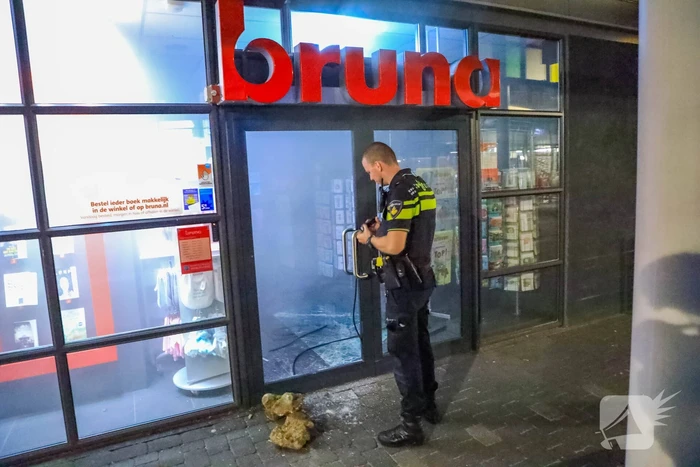 Sigarettendieven slaan hun slag bij Bruna Emiclaer