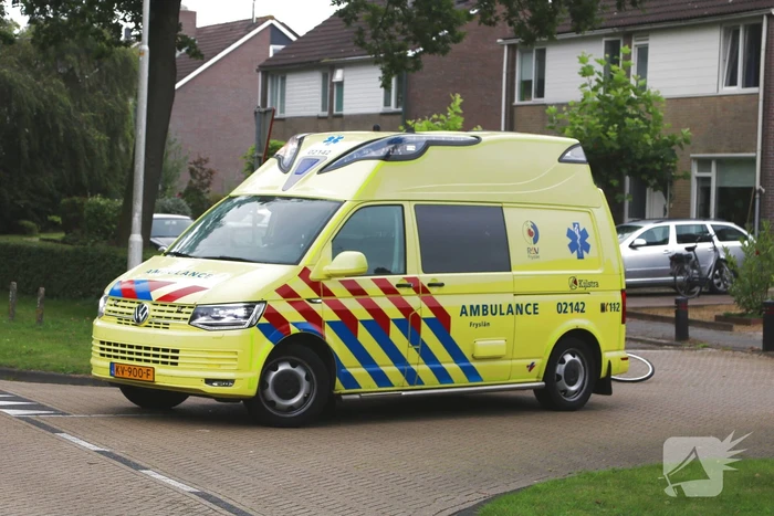 Fietsster aangereden door automobilist