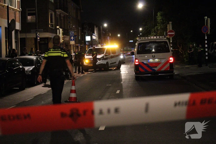 Twee agenten gewond bij schietpartij, twee verdachten aangehouden