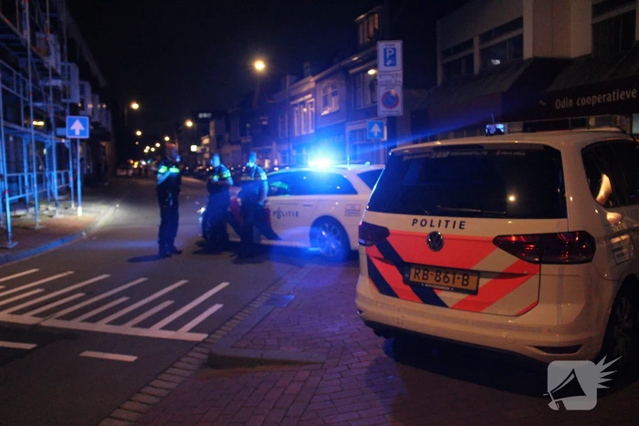 Twee agenten gewond bij schietpartij, twee verdachten aangehouden
