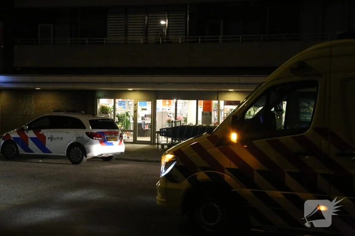 Man steekt persoon neer in Albert Heijn