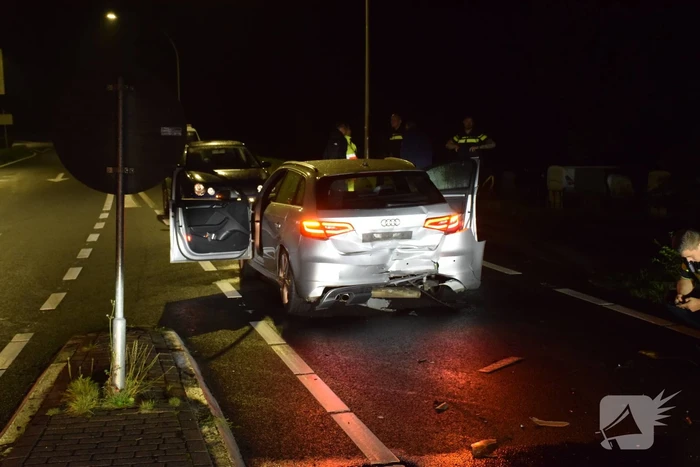 Personenauto gaat ervandoor na fors ongeval