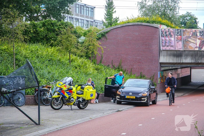 Fietsers botsen in tunnel