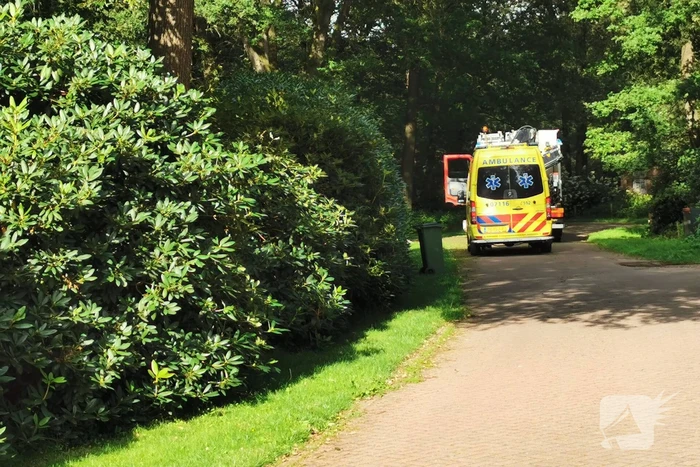 Zichtschermen geplaatst op vakantiepark