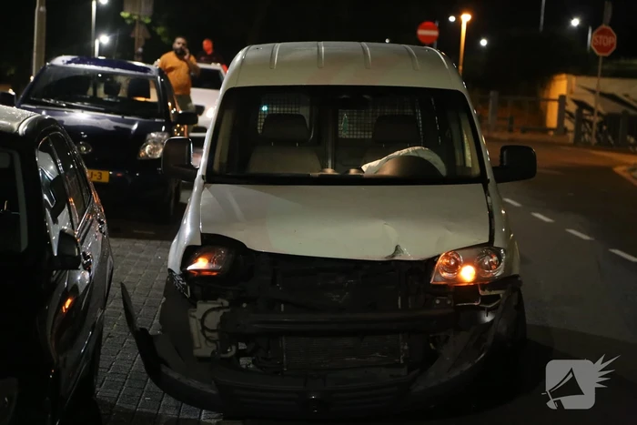 Twee auto's zwaar beschadigd na voorrangsfout