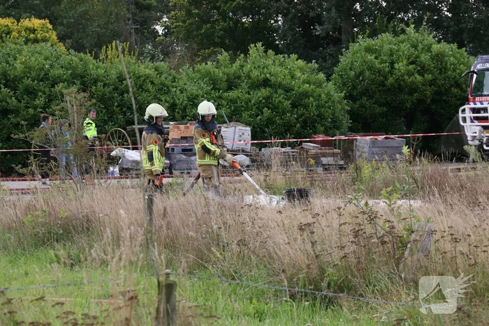 Bedrijfspand gaat in vlammen op