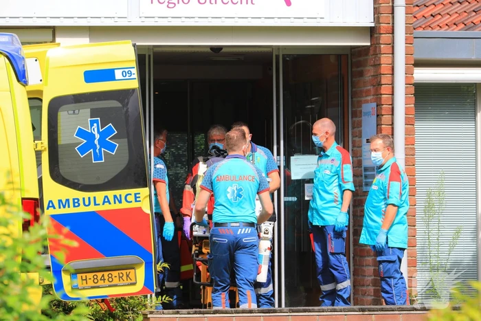 Traumahelikopter landt voor complicaties met baby