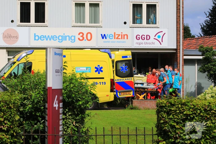 Traumahelikopter landt voor complicaties met baby