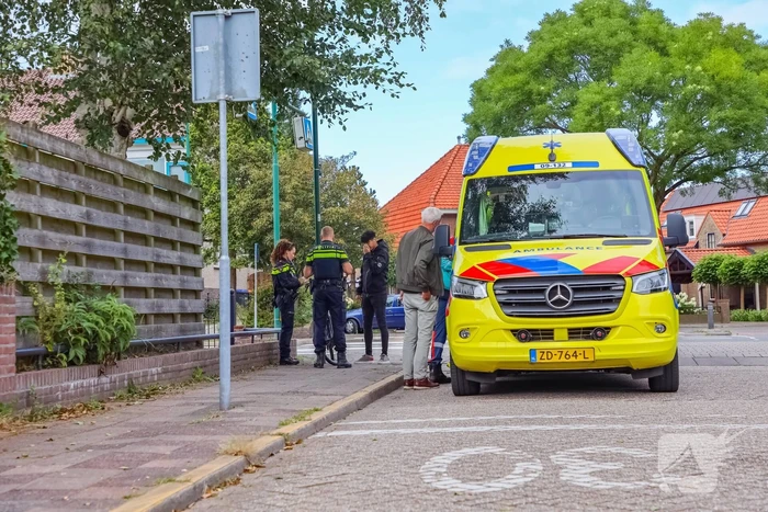 Scooterrijder slaat op de vlucht na aanrijding