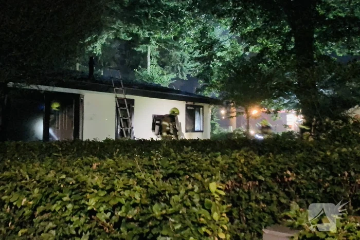 Veel rookontwikkeling door brand in chalet