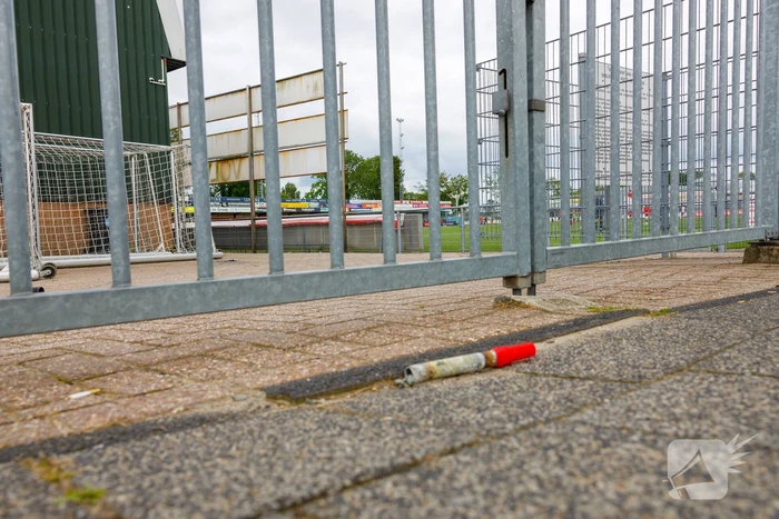 Grote politie-inzet bij voetbalvelden