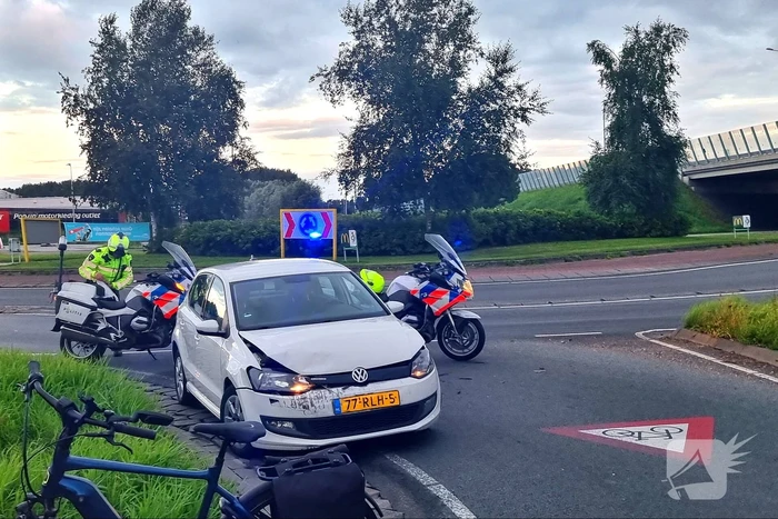 Persoon gewond bij aanrijding, bestuurder aangehouden