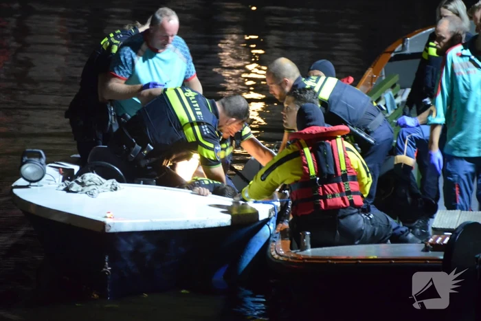 Man met verward gedrag uit Hoekstergracht gehaald