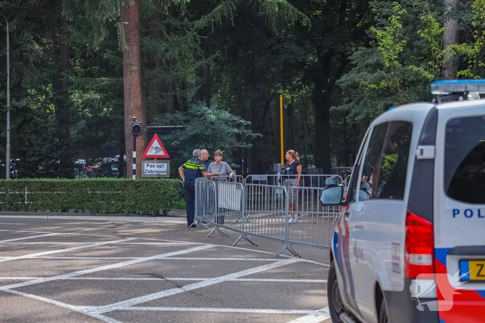 Twee wolven in Dierenpark Amersfoort ontsnapt uit hun verblijf