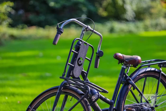 Fietser gewond bij ongeval met personenauto