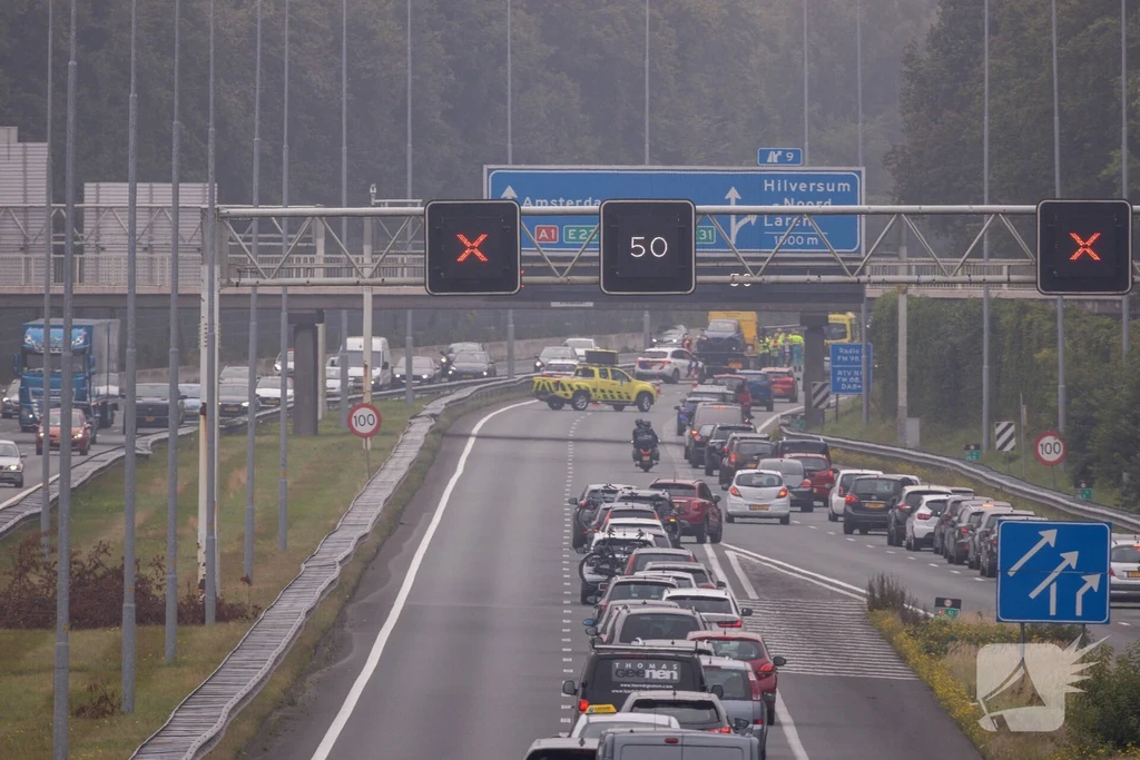 Rijksweg A1 112 nieuws Laren 