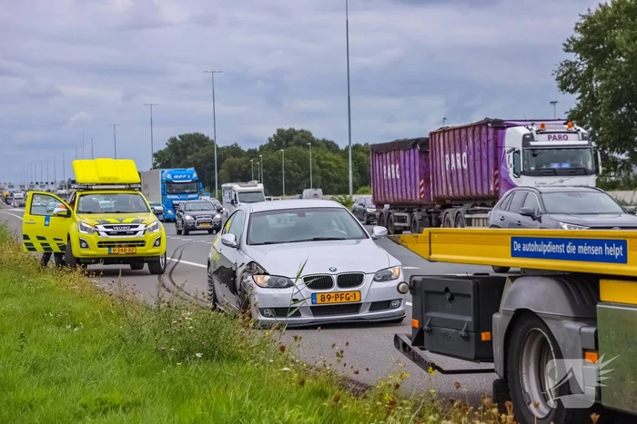 Flinke schade tussen meerdere voertuigen