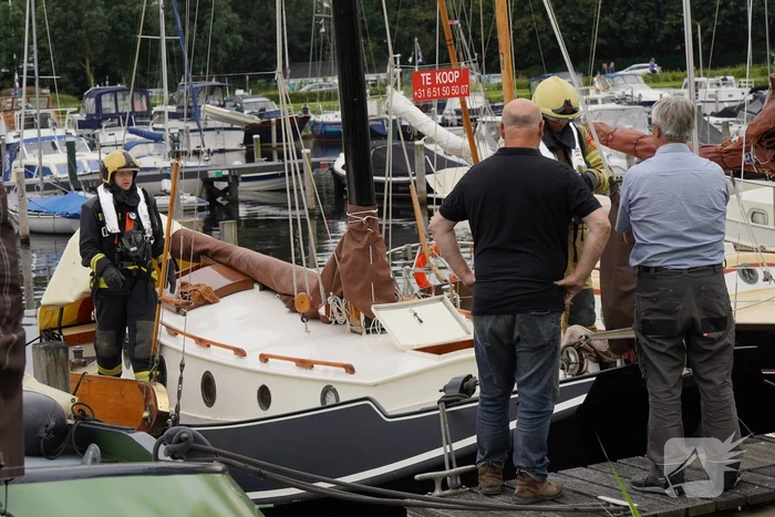 Brand op zeilboot snel onder controle