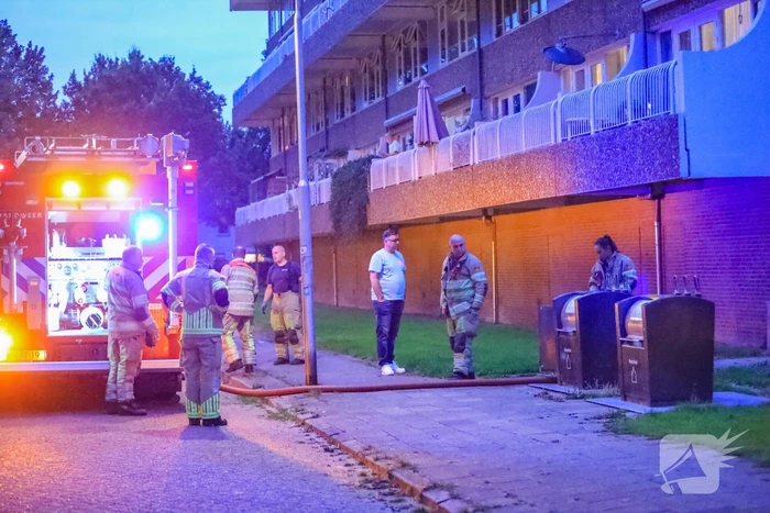 Brand in ondergrondse vuil container