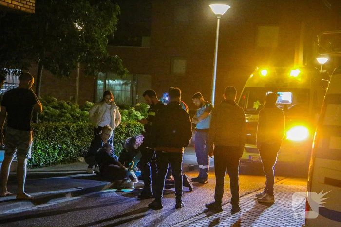Scooterrijdster en passagier gewond door ongeval