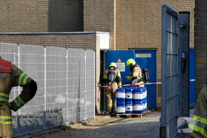 Brandweer doet nacontrole Zwembad De Vrije Slag