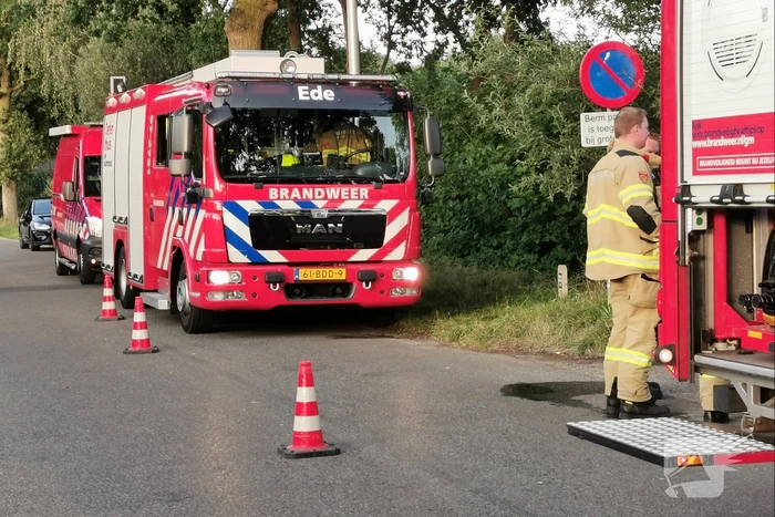 Brandweer doet nacontrole Zwembad De Vrije Slag