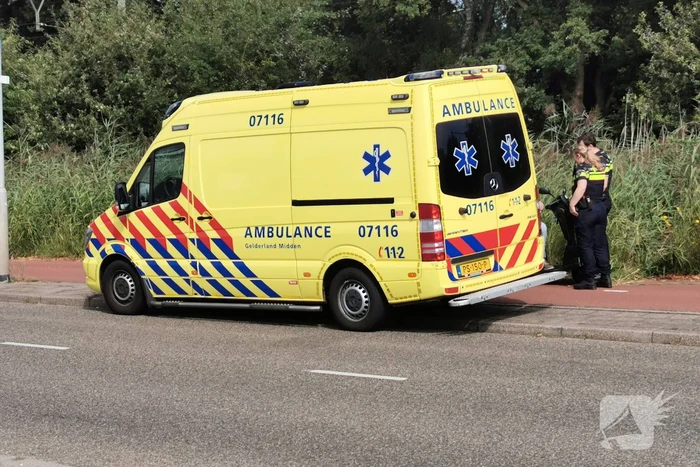 Scootmobieler ligt 45 minuten in riet