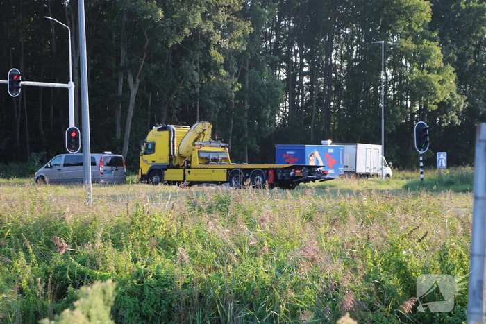 Meerdere voertuigen betrokken bij kop-staart botsing