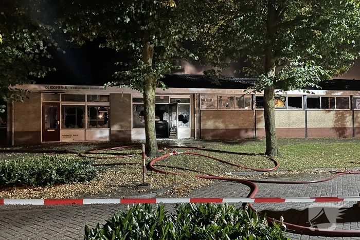 Uitslaande brand in loods