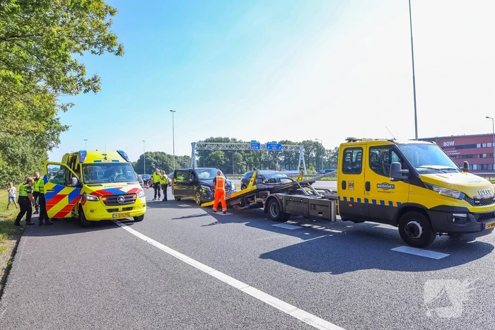Kind gewond bij kop-staartbotsing
