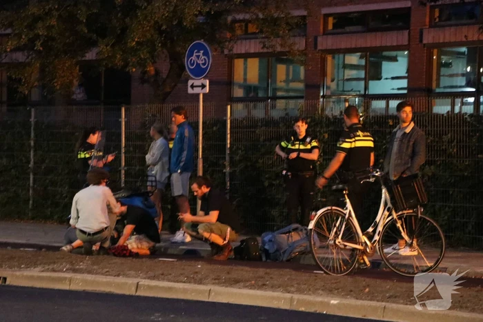 Vrouw gewond bij scooterongeval
