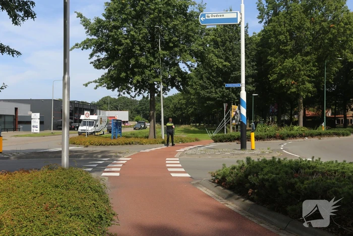 Scooterrijder gewond naar ziekenhuis na glijpartij