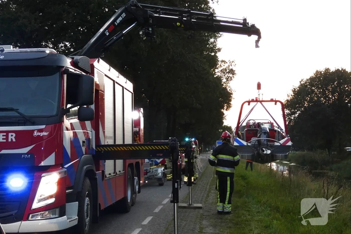 Grote zoekactie in Oranjekanaal na vondst motorhelm