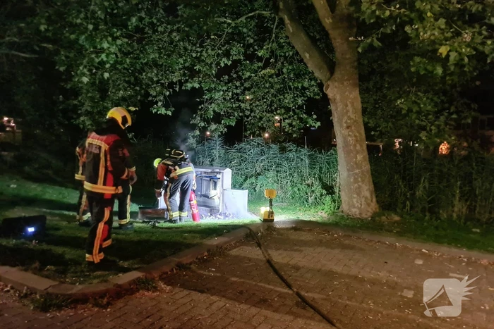 Straatkast beschadigd door brand