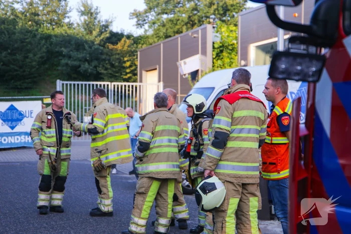 Bedrijfspand ontruimd door gaslucht