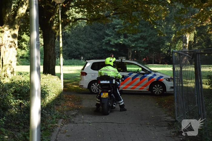 Politie zoek verdachten naar verdachte situatie