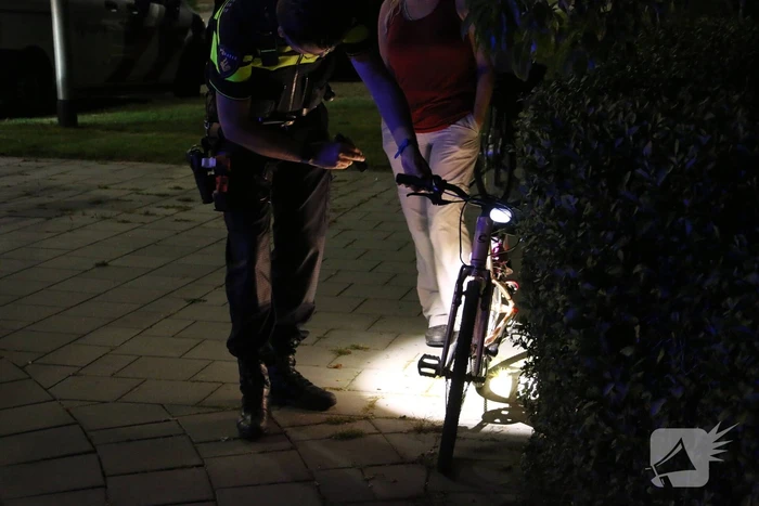 Kind op fiets aangereden door personenauto