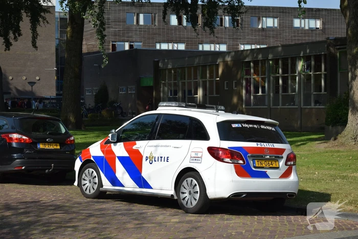 Persoon gewond bij incident Emelwerda College