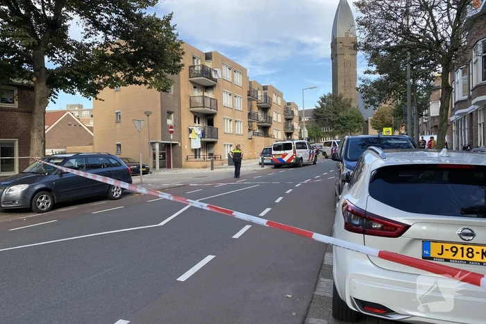 Man zwaargewond na steekincident in woonwijk