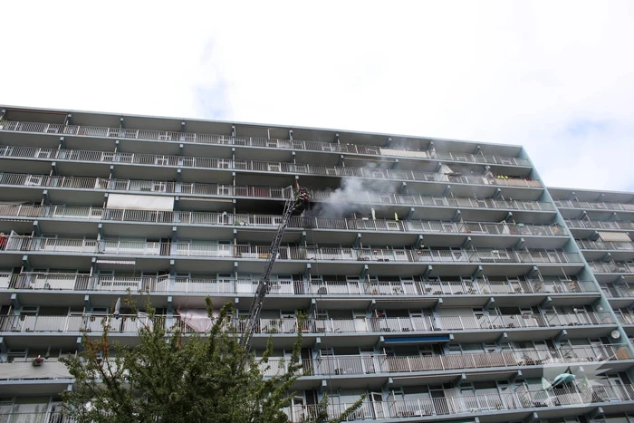 Gewonde bij hevige brand in flat
