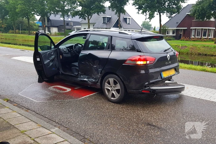 Schade aan personenauto's door botsing